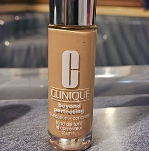 CLINIQUE BEYOND PERFECTING FOUNDATION AND CONCEALER